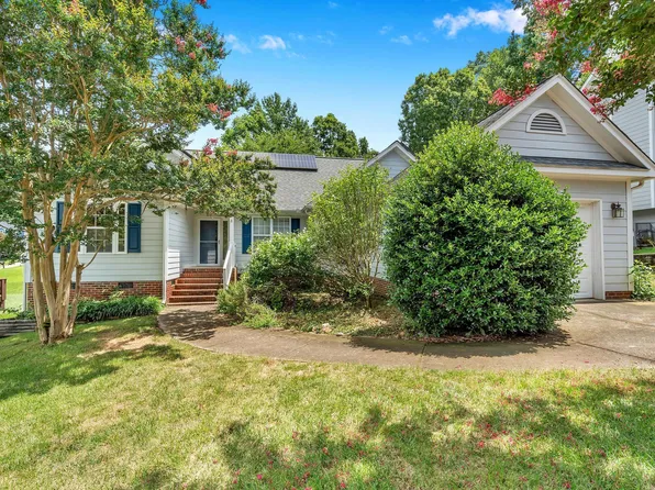 2505 Tryon Pines Dr, Raleigh, NC 27603