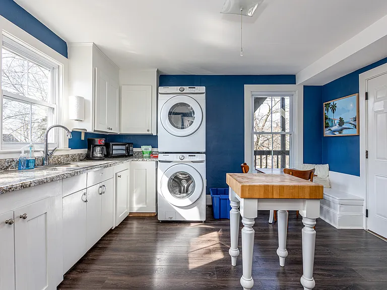 80 Roberts St #2 — Photo 7