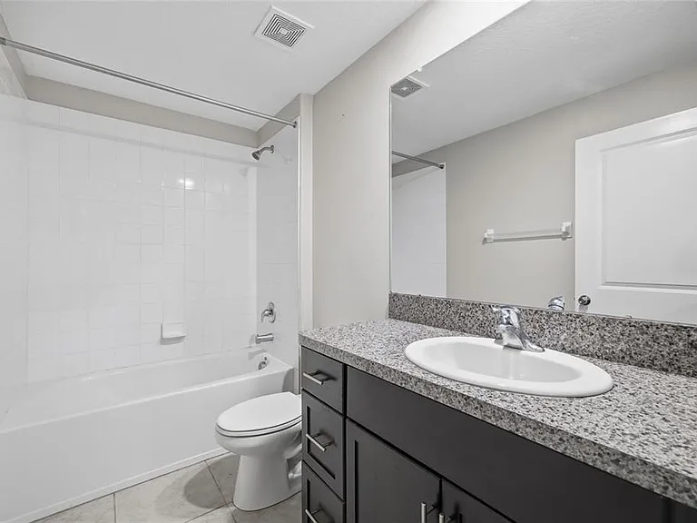 724 Royal Empress Dr — Photo 26