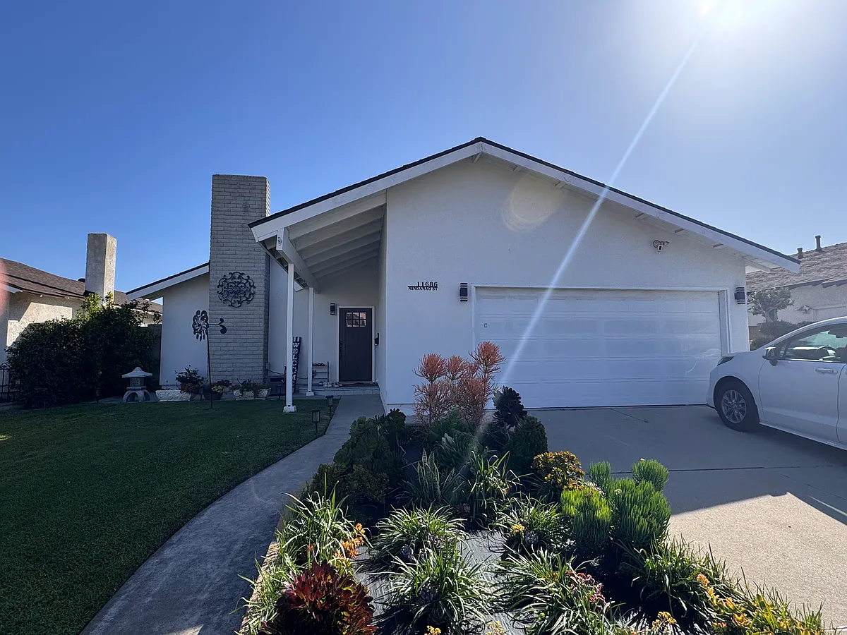 Photo 2 of 32 - 11686 Mindanao St - Cypress, CA Building Photo - 11686 Mindanao St