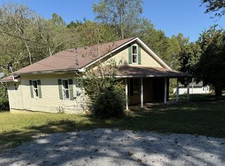 440 Liberty Rd, Wartburg, TN 37887