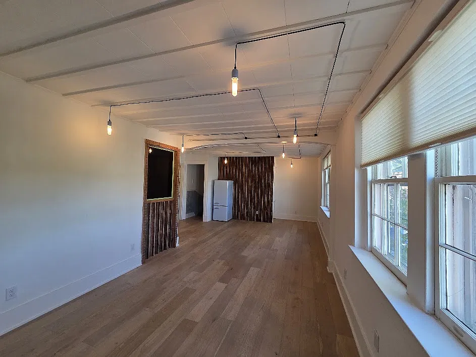 1 bed, 749 sqft, $2,100 — Photo 3