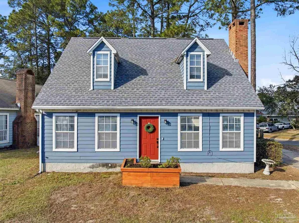 2501 Georgetown Ln, Fort Walton Beach, FL 32547