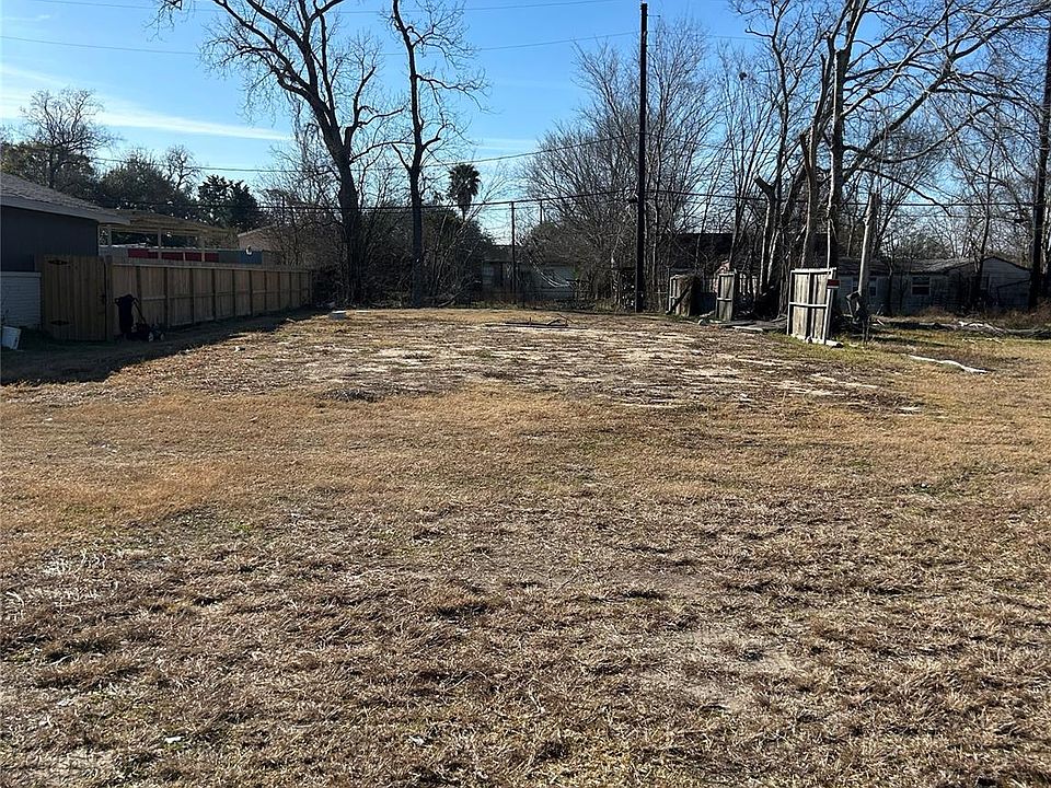 1st image of 3511 Fuqua Rd