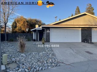 1201 Crescendo Dr, Roseville, CA 95678