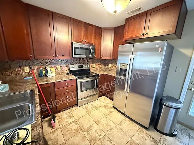 2511 Triple Crown Way — Photo 5