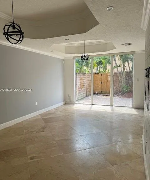 15242 SW 30th Ter #15242 — Photo 32