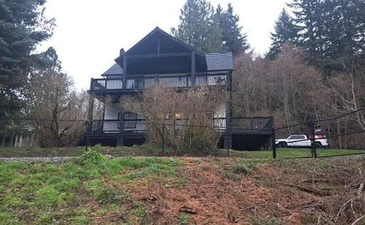 1st image of 17902 Mulqueen Rd SE