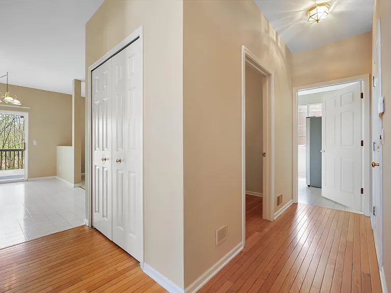31216 Kingswood Blvd — Photo 20