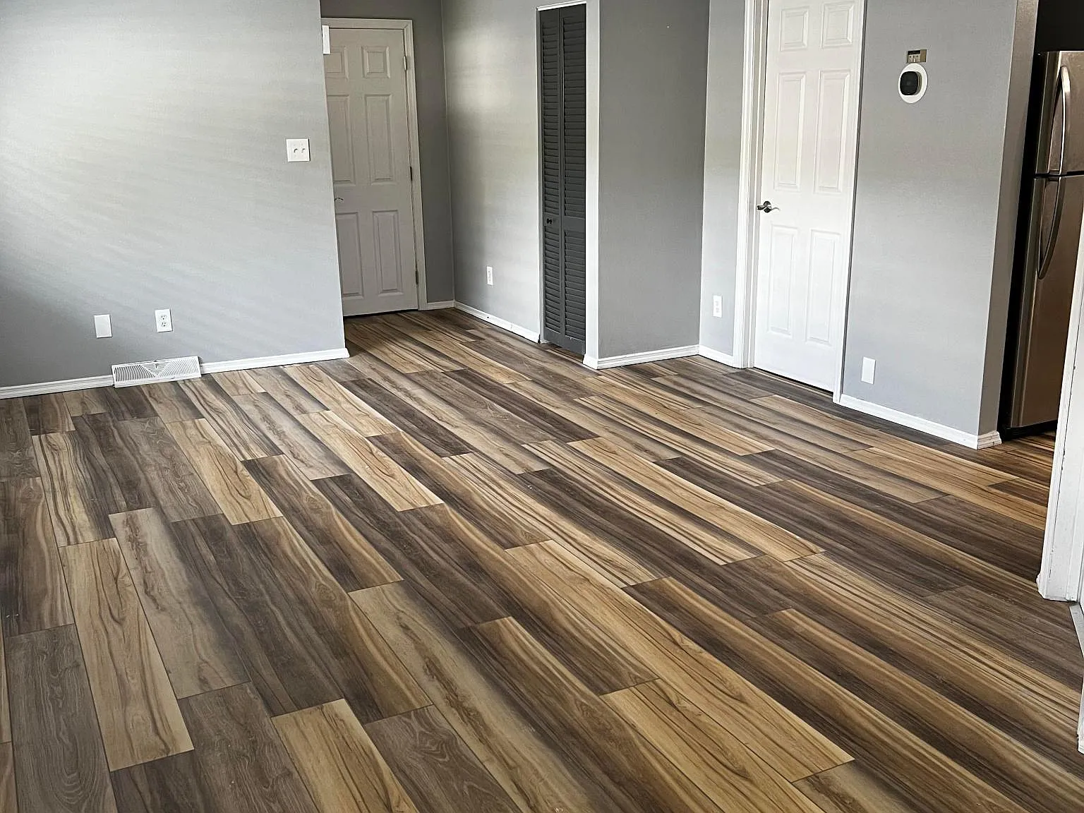 1210 Perry Pl — Photo 4
