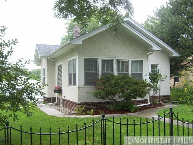 1st image of 583 Fairview Ave S
