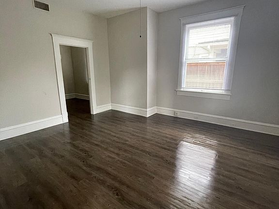 3rd image of 2594 Herschel St APT 2