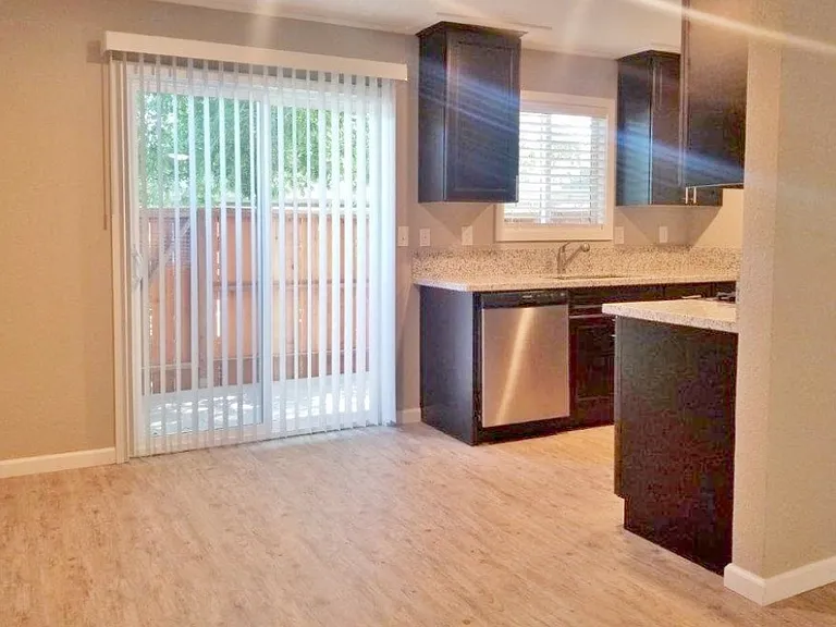 Fairway Estates — Photo 3