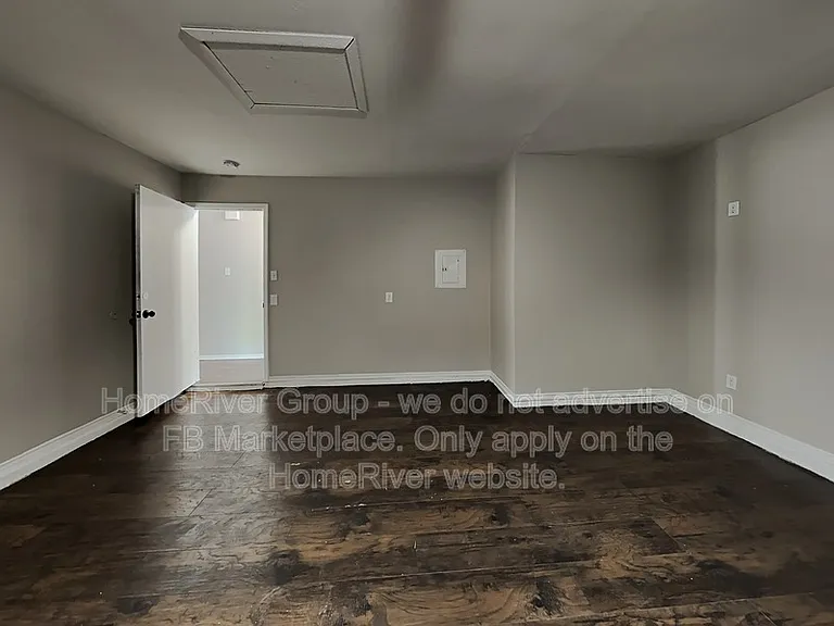 10455 Alpine Vlg — Photo 15