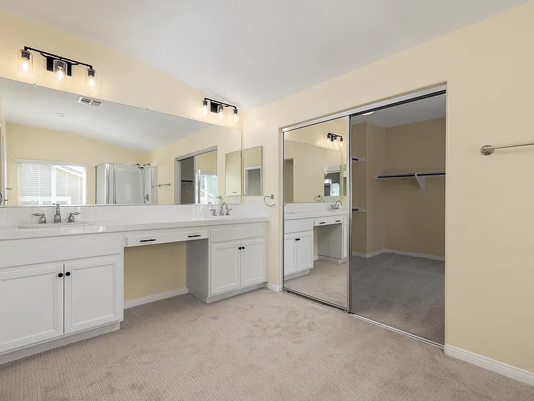29 Berkshire Ave — Photo 15
