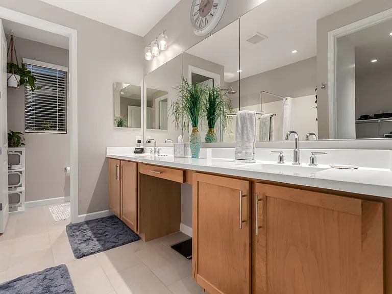 7674 W Tether Trl — Photo 17