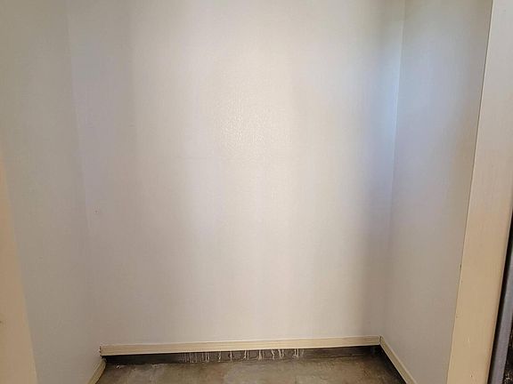 4th image of 3408 Blue Earth Ln APT A