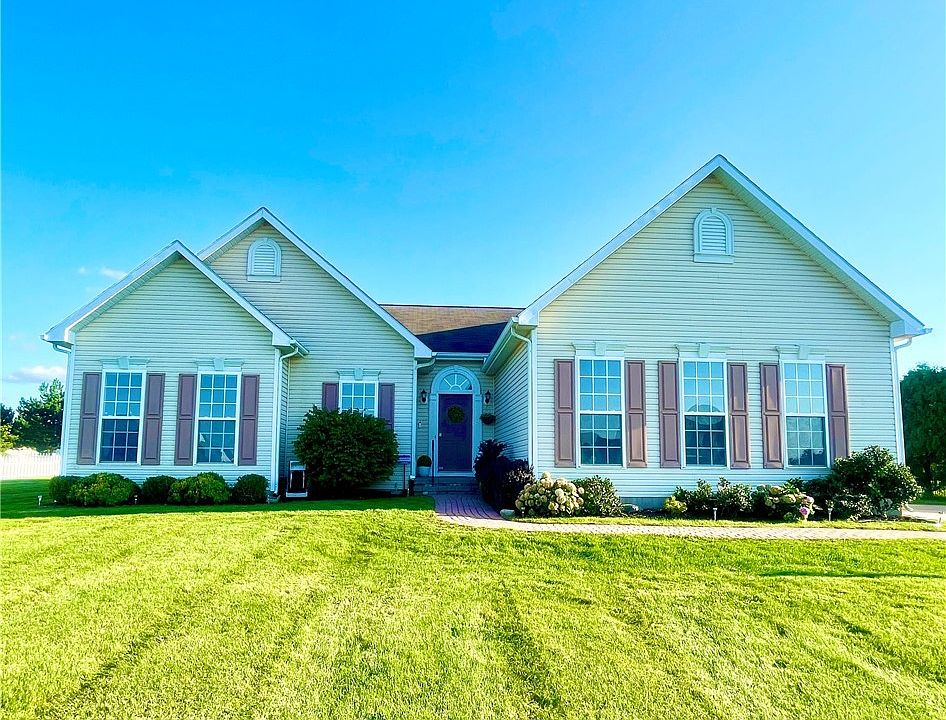 1st image of 4390 Colburn Dr