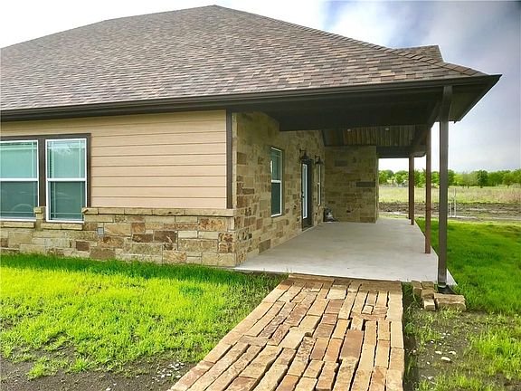 2nd image of 2161 County Road 2909