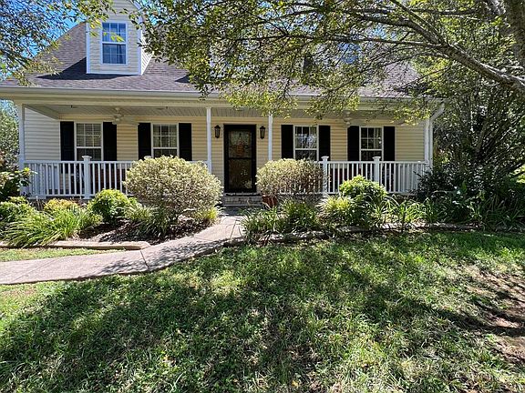 2nd image of 1386 Brookfield Dr