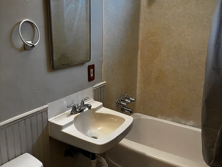 747 W Bonita Ave #747 — Photo 14