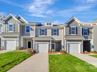 754 Kitfox Dr NW, Concord, NC 28027