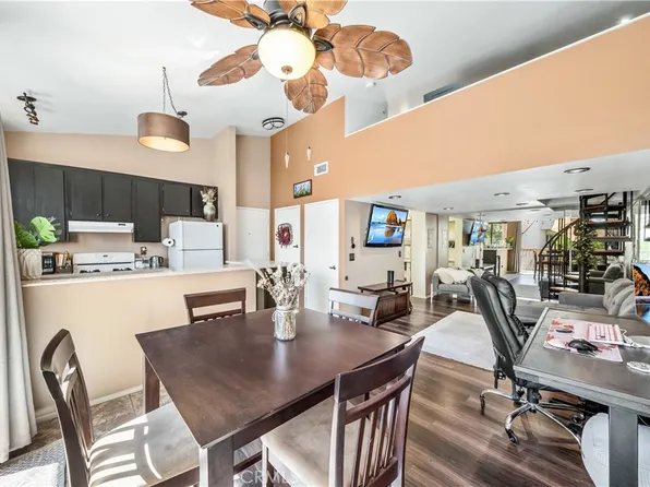 10580 Lakeside Dr N, Garden Grove, CA 92840