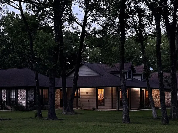 4335 Harvey Rd, Crosby, TX 77532