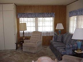 4th image of 412 51st Avenue Plz W