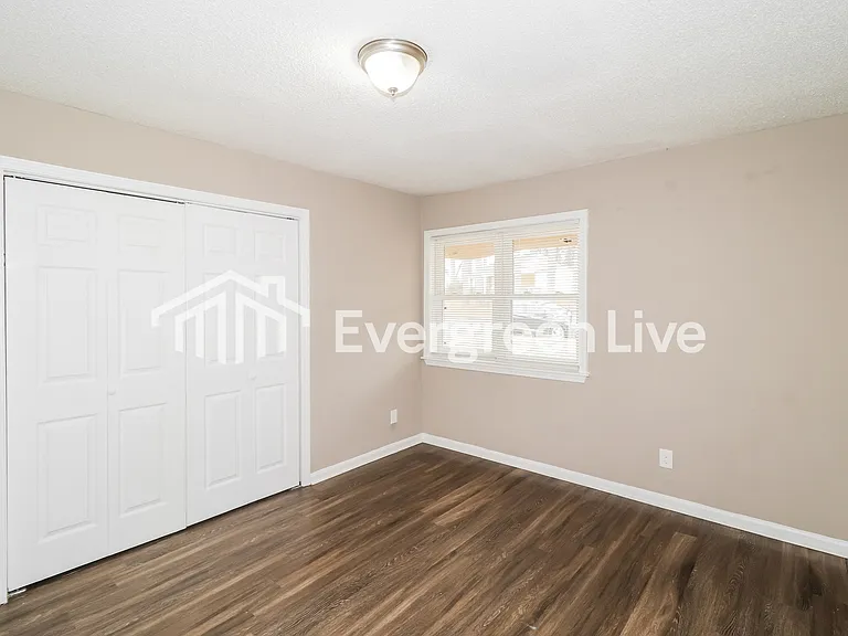 4053 Chippewa Rd — Photo 9