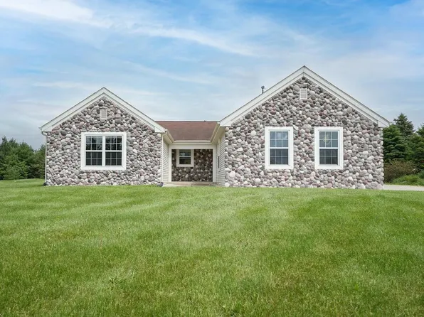N5806 PIONEER DRIVE, Sullivan, WI 53178