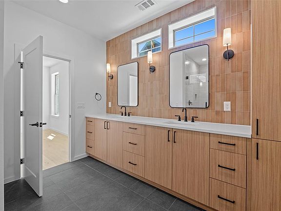 2nd image of 3500 Pecan Springs Rd #9