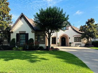 2201 Castle Creek Dr, Mansfield, TX 76063