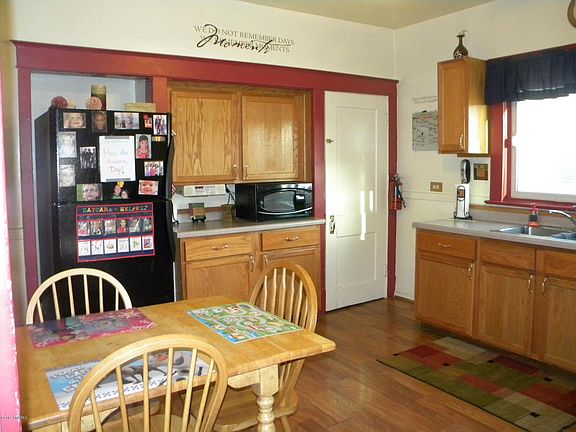 5th image of 1937 Huizen Ave SW