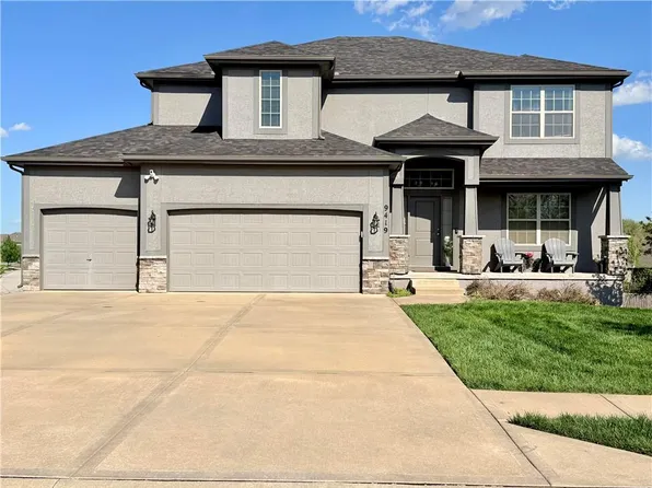 9419 N Bell St, Kansas City, MO 64155