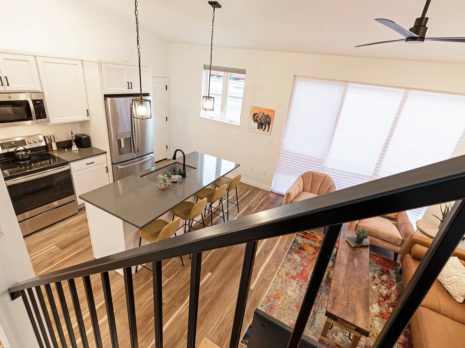 1 bed, 727 sqft, $2,550 — Photo 3