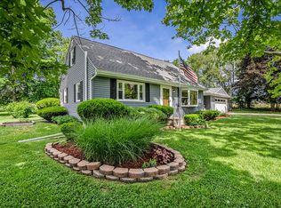 1226 Haist Rd, Chelsea, MI 48118