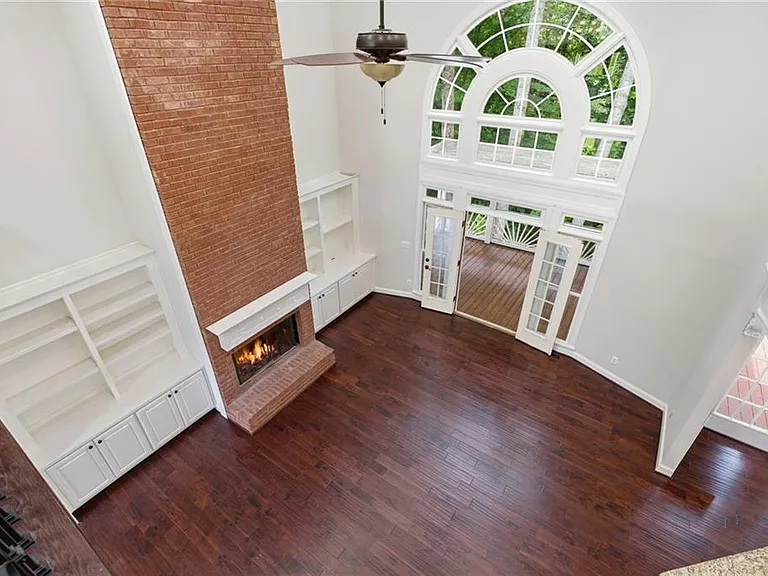 730 Rose Creek Cir — Photo 27
