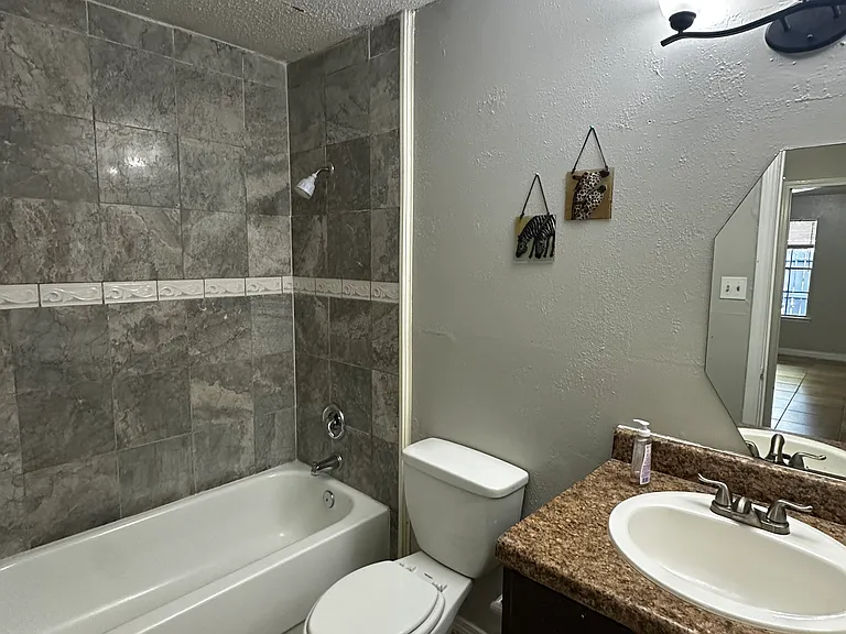 9797 Leawood Blvd #1413 — Photo 12