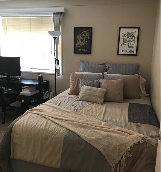 1261 Island Dr #204 — Photo 6