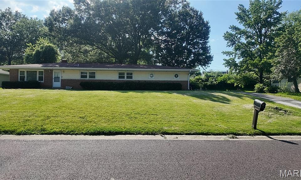 1st image of 12050 Mignon Dr