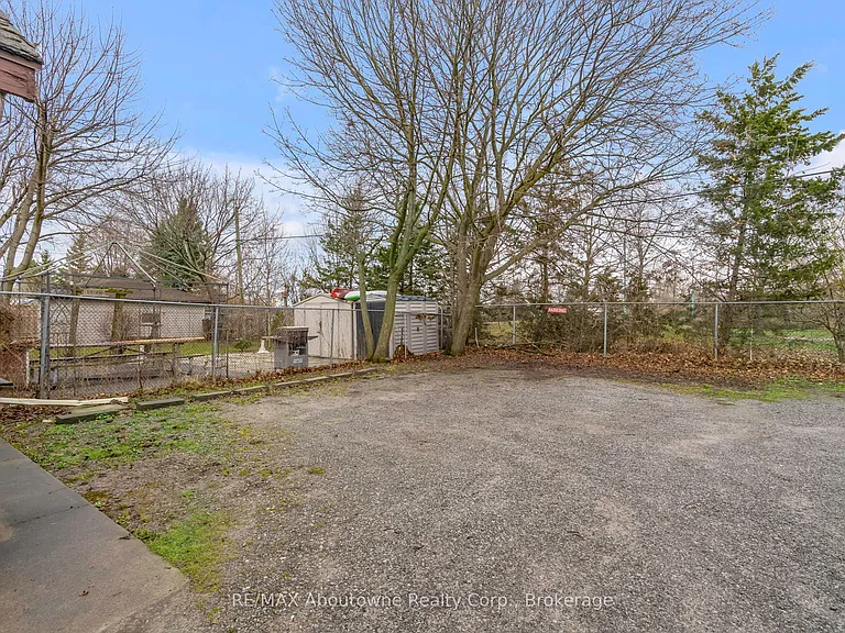 5111 Kitchener St — Photo 31