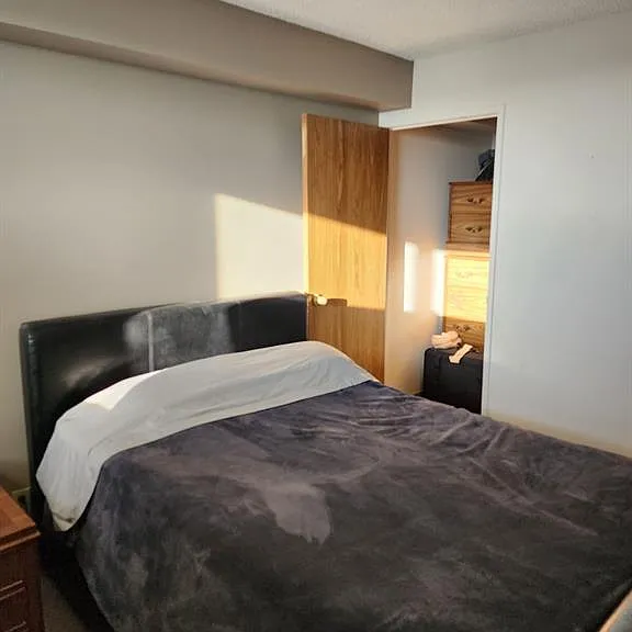 150 Park St W #2515 — Photo 8