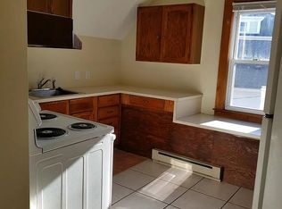 31 Maple St APT 3, Agawam, MA 01001