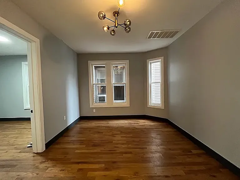 74 Baldwin Ave — Photo 5