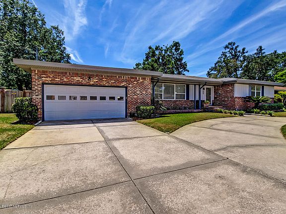 2nd image of 3714 Leewood Ln
