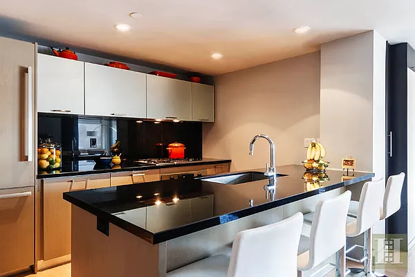 Sold by Halstead Real Estate | media 28