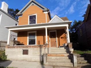 16 N Cherry St, Lebanon, OH 45036