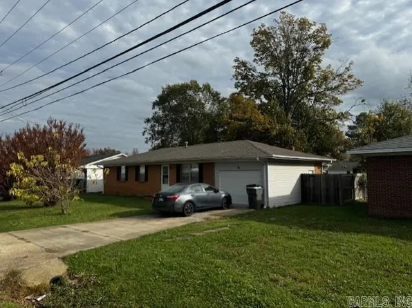 401 N 14th St, Paragould, AR 72450