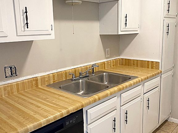 4th image of 8432 Glen Meadow Ln #8432
